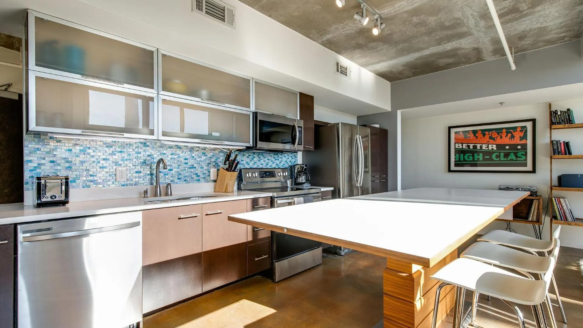 Vakantiehuis Artsy Chic 1Br Condo 30Day Min With Wifi Ac Parking Tv Furnished Rooftop Nashville